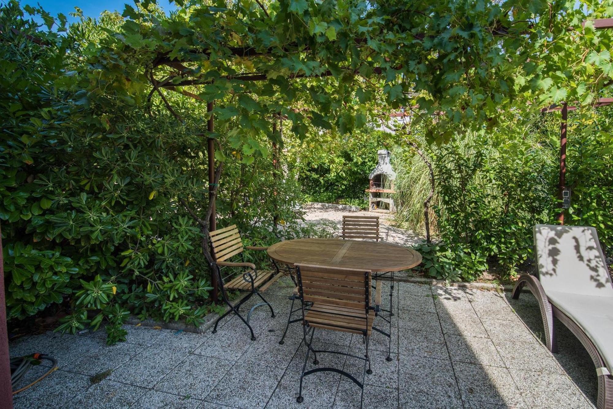 Apartments Irena Krk Крк Номер фото